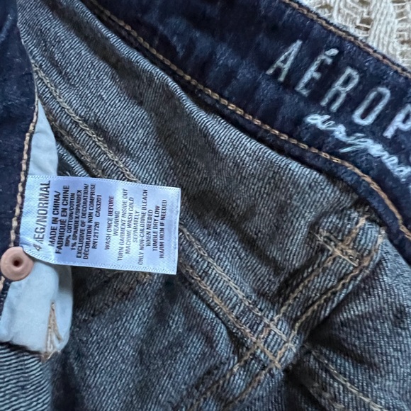 029- Areopostle Jean designed in NYC - Picture 8 of 10